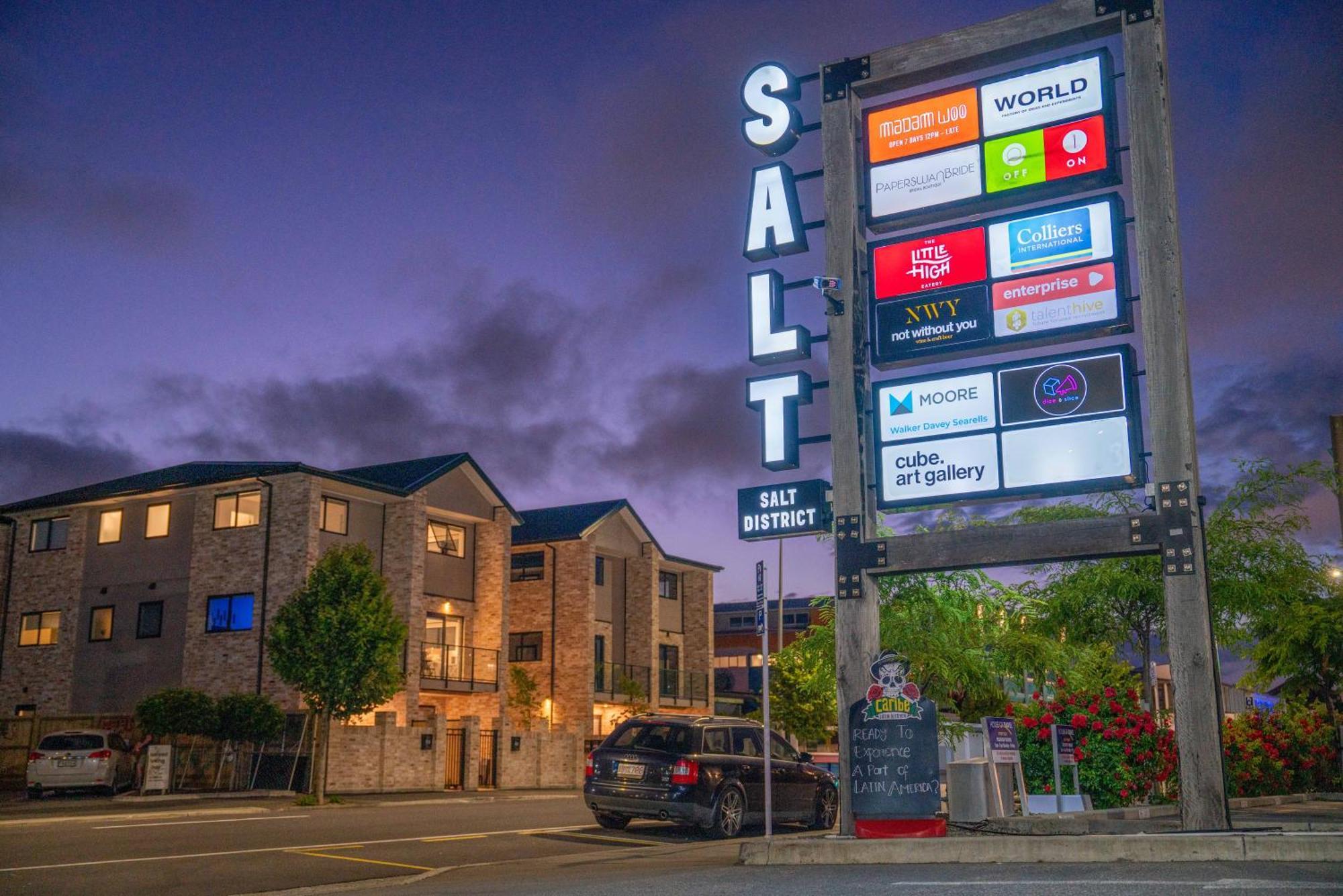 Christchurch Entertainment Hub 2 Bed 2 Bath W Carpark Exteriör bild